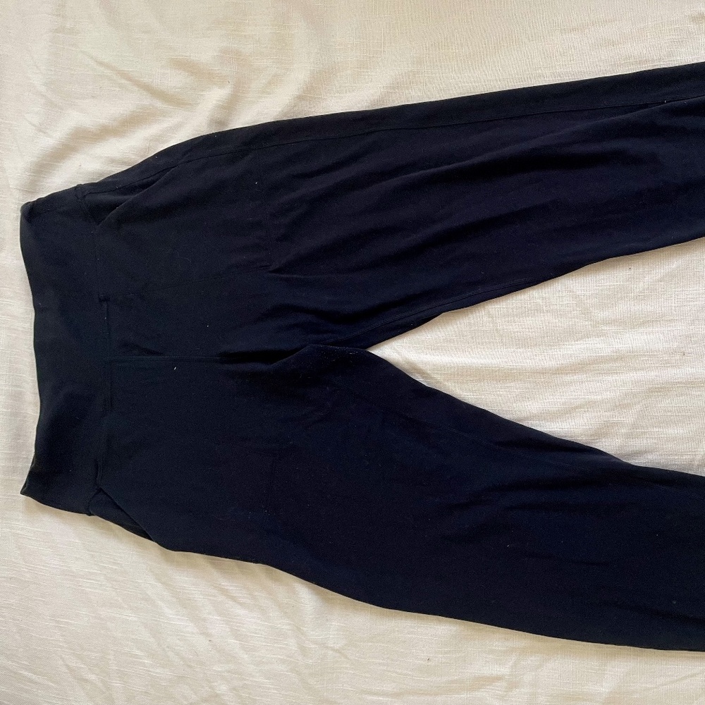 Black Lululemon Joggers Size 6